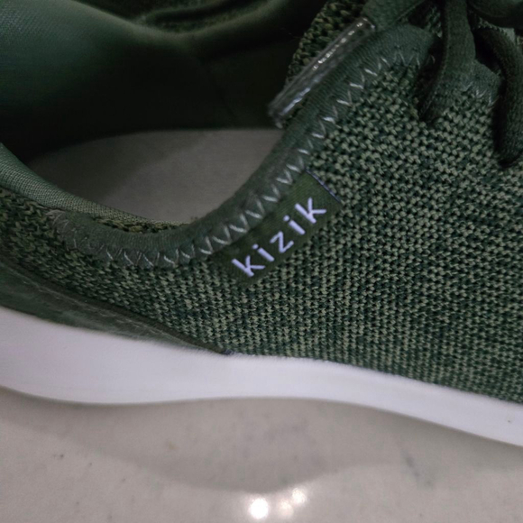 Women's Kizik Madrid Eco-friendly Knit Olive Green Sneakers Size 8 - Picture 4 of 11